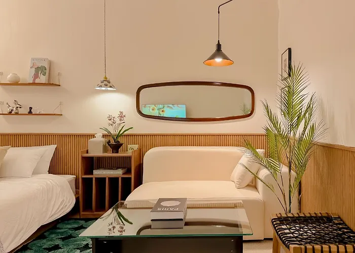 Gangnam Coex Apgujeong Rodeo Garosu-gil Gangnam Plastic Surgery Clinic Itaewon 30 Minutes *