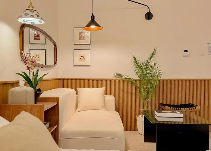 Gangnam Coex Apgujeong Rodeo Garosu-gil Gangnam Plastic Surgery Clinic Itaewon 30 Minutes * Séoul