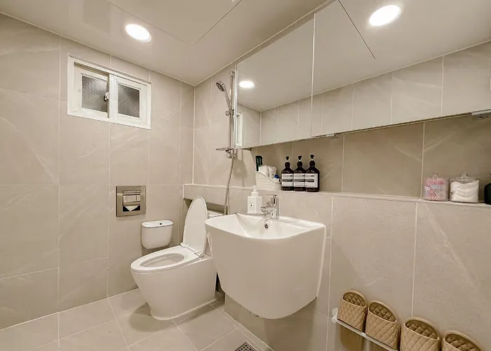 Gangnam Coex Apgujeong Rodeo Garosu-gil Gangnam Plastic Surgery Clinic Itaewon 30 Minutes