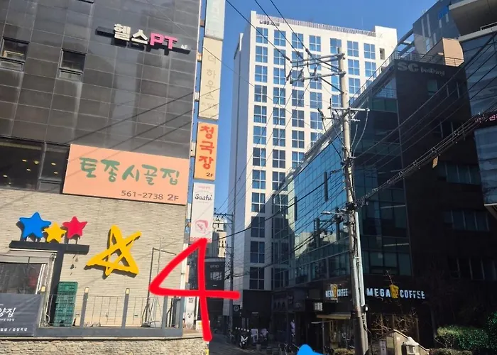 Gangnam Coex Apgujeong Rodeo Garosu-gil Gangnam Plastic Surgery Clinic Itaewon 30 Minutes Séoul